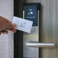 CARTE PVC HF VINGCARD 13,56mKZ pour hôtellerie lot de 100 eurequat algerie